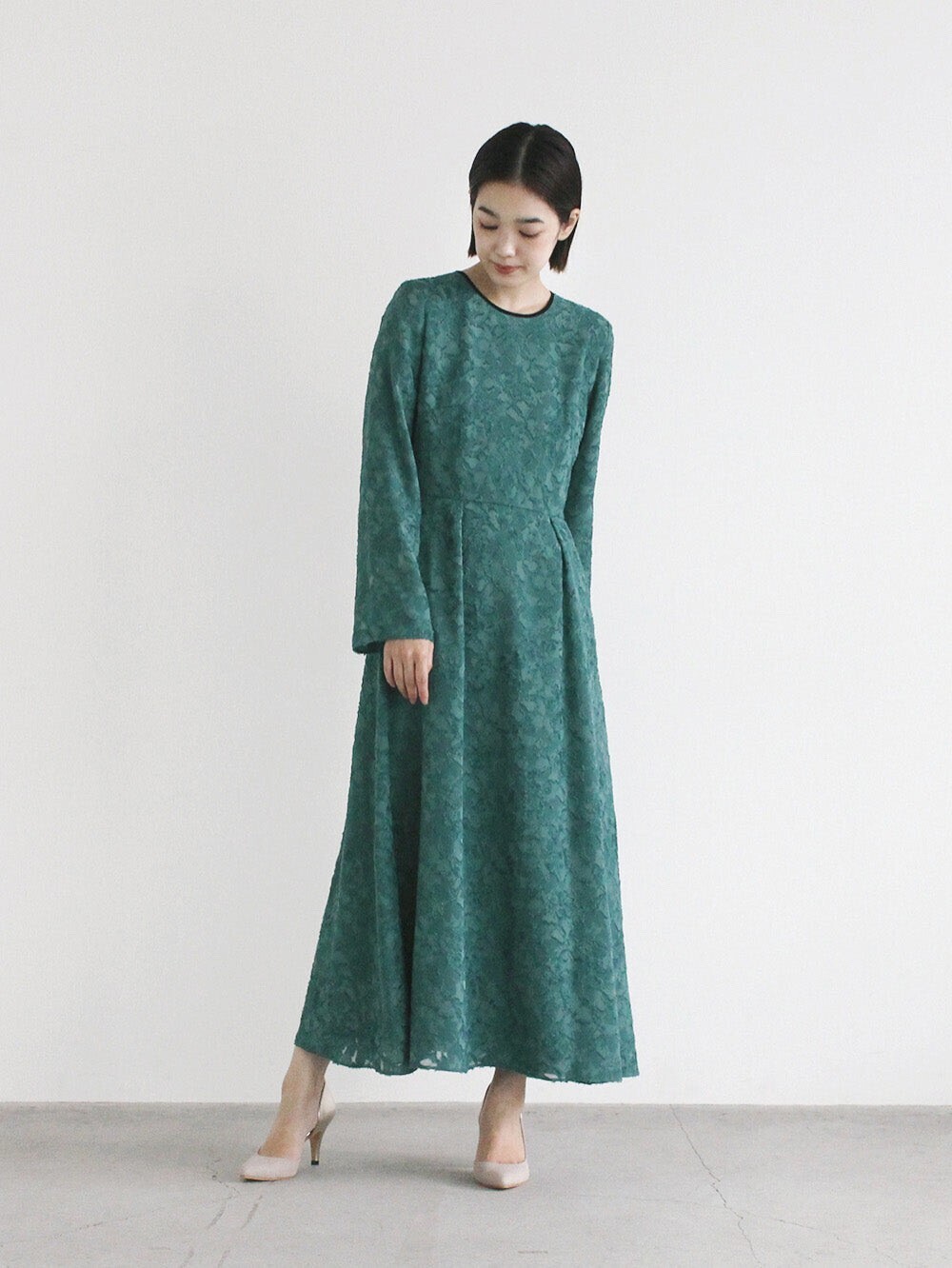 Kaene ジャガードパイピングドレス