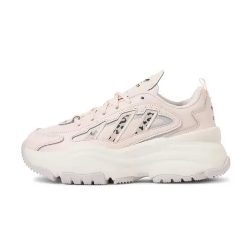 adidas オズガイア