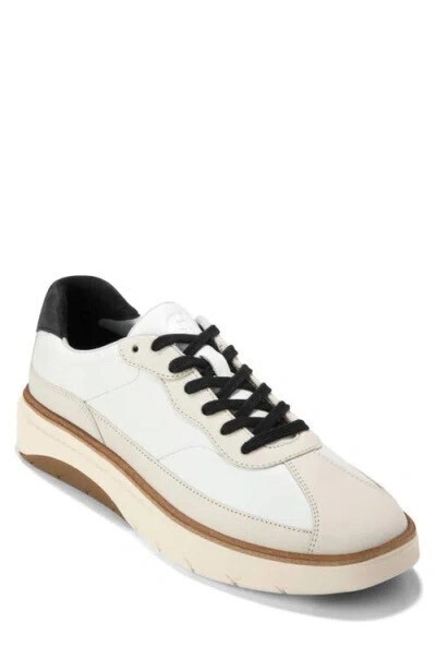 COLE HAAN Sneaker