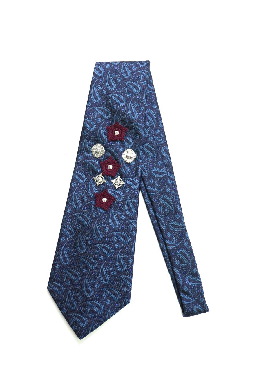 TOGA TOGA TOO Metal concho tie