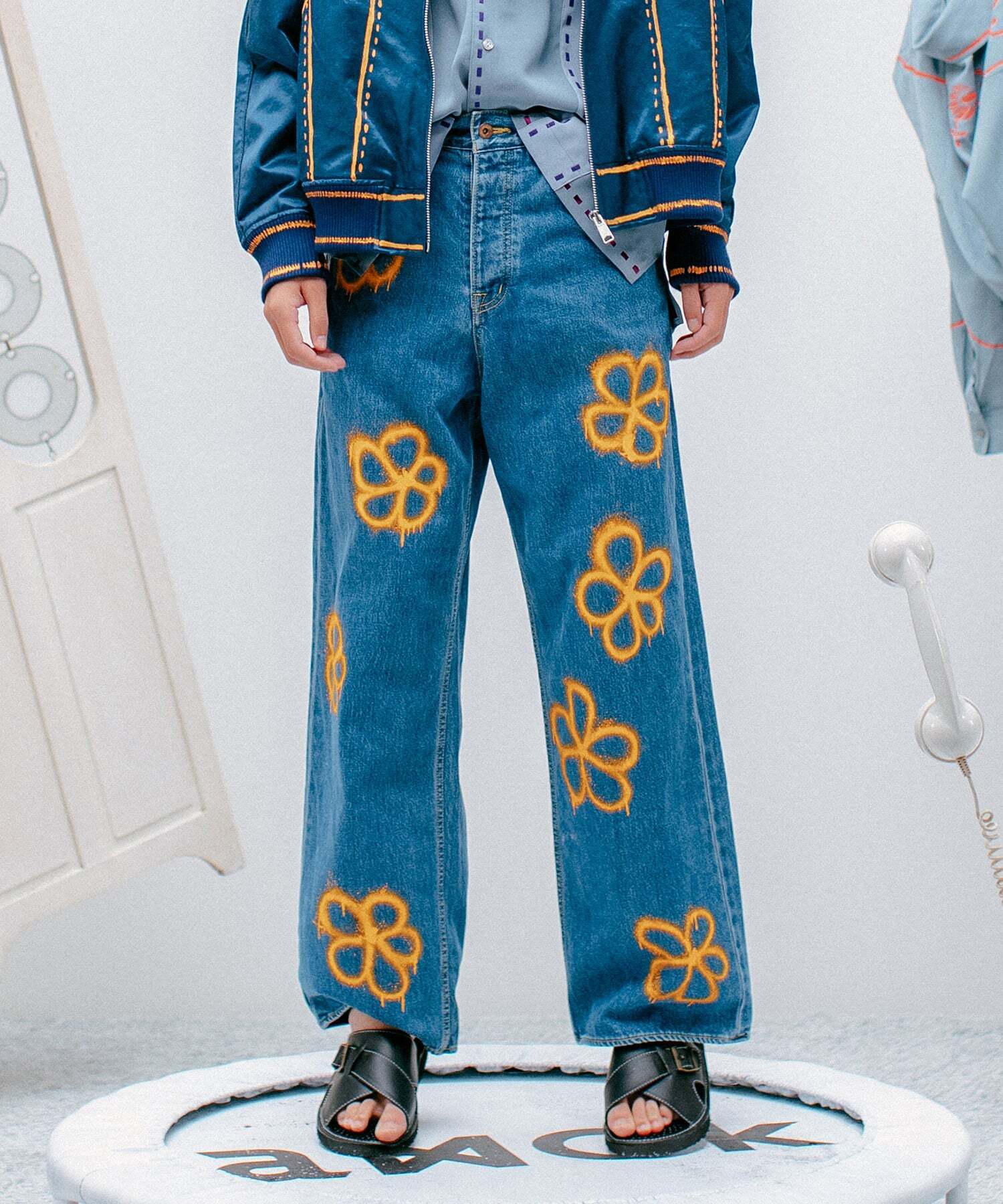 amok HANDPAINT DENIM PANTS