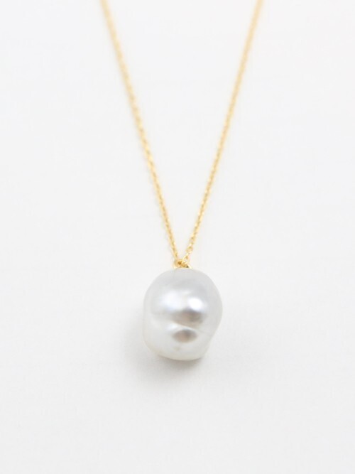 CHERRY BROWN Keshi Pearl Necklace