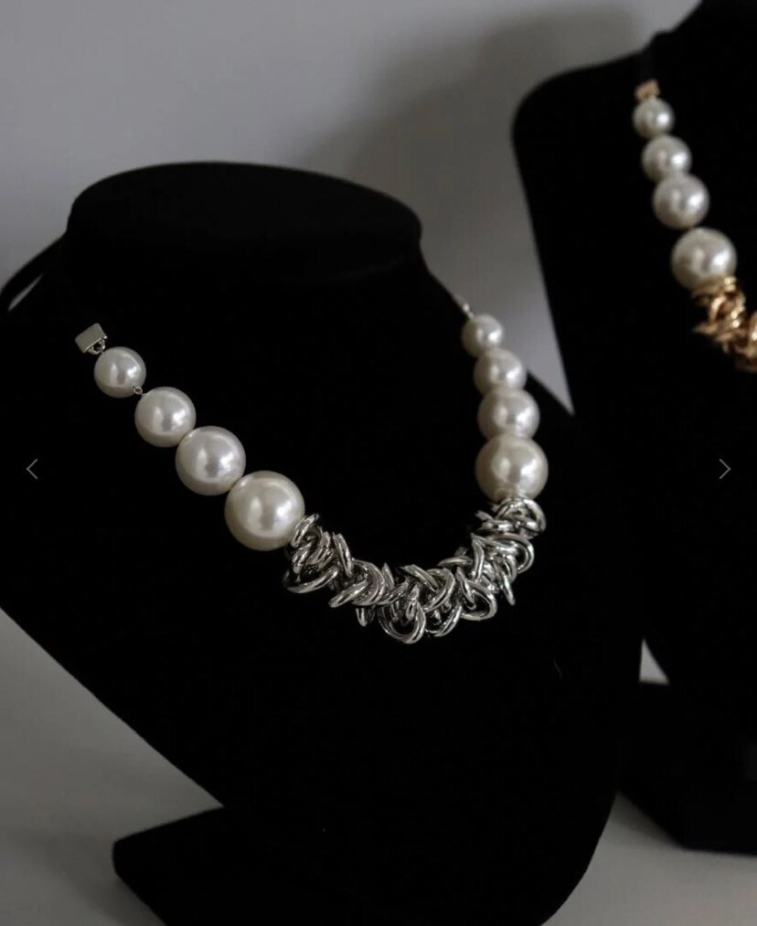 LOHME Overlapping Chain and PearlRibbon Necklace