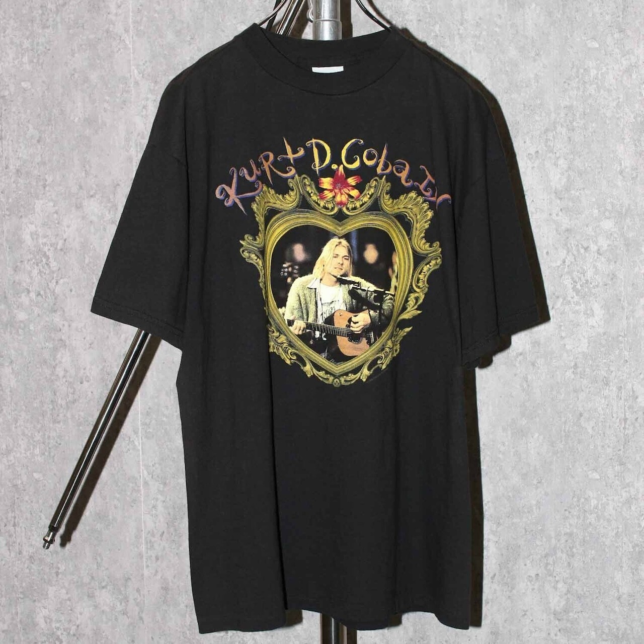 TULTEX Kurt Cobain Memorial Tee “THE SUN IS GONE”
