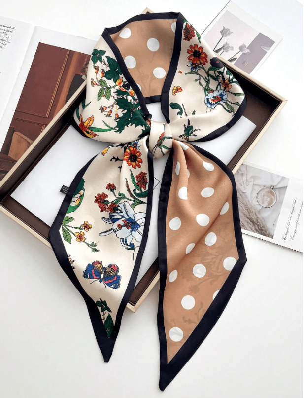 SHEIN サテンスカーフ