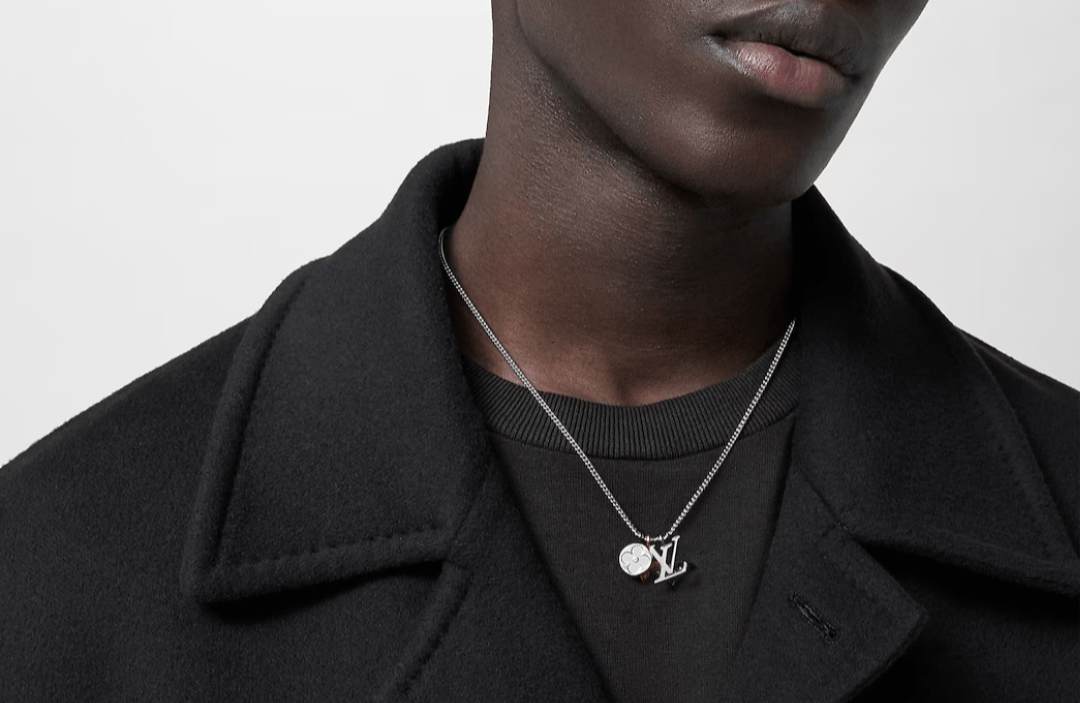 LOUIS VUITTON ペンダント・LV インスティンクト