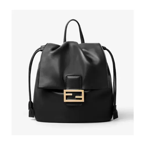 FENDI レザー バックパック
