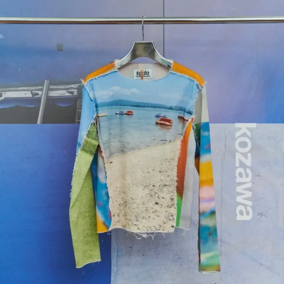 kotohayokozawa GRAPHIC TOP