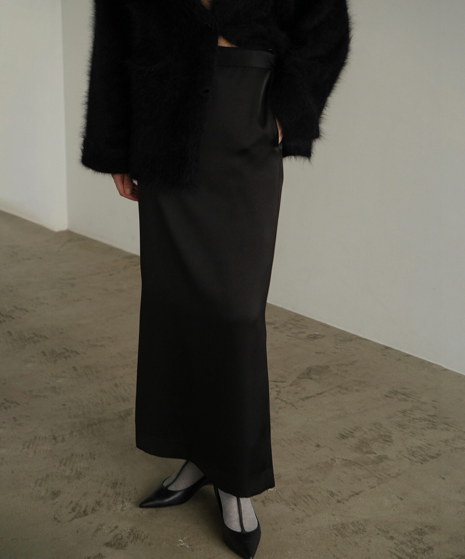CLANE 2WAY ADJUST SATIN STRAIGHT SKIRT