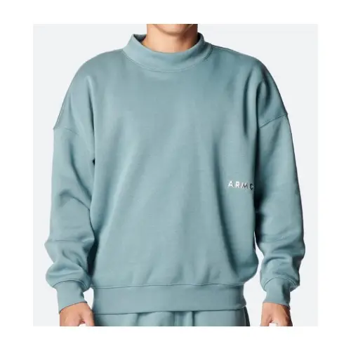 UNDER ARMOUR UAアイコンフリース メタリック ロゴ モック