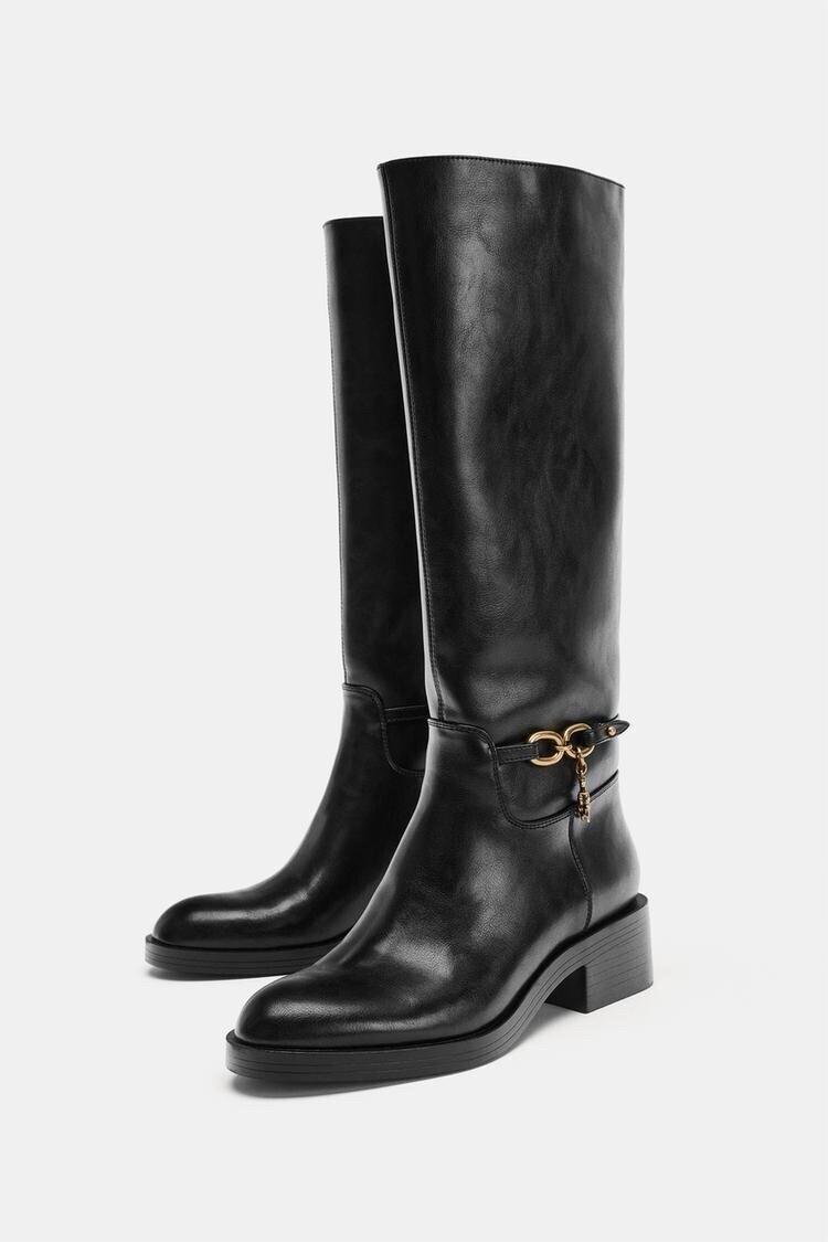 ZARA チャームディテール付き乗馬ブーツ