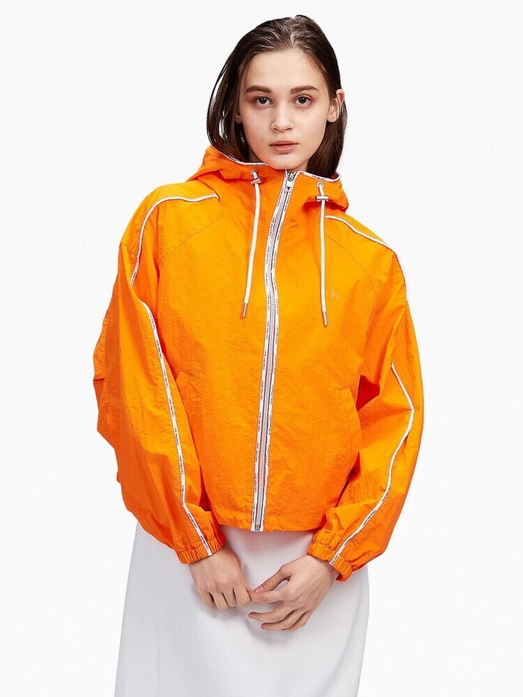 Calvin Klein ロゴパイピングウィンドブレーカー