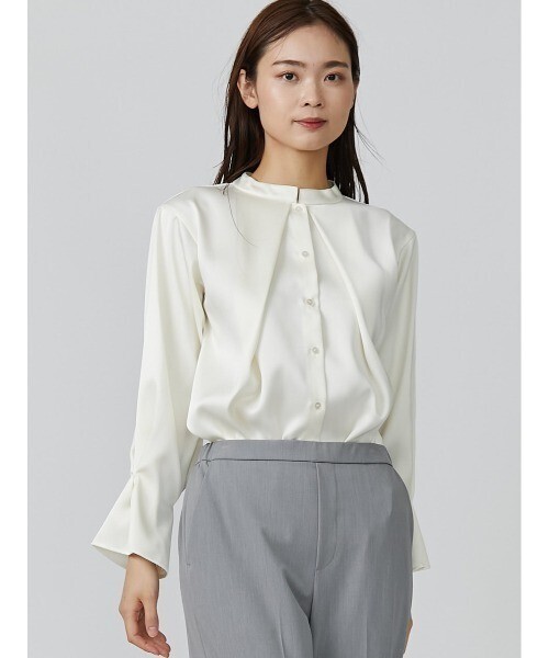TONAL サテンフロントタックブラウス