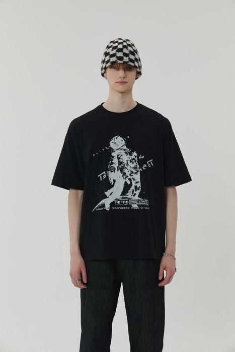MAISON MINED ASTRONAUT HALF T