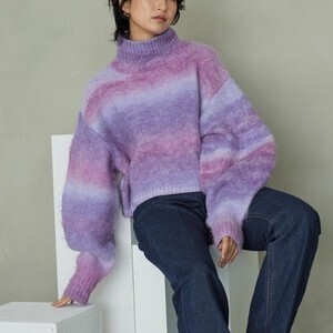 miette ハイネックグラデーションショートニット
