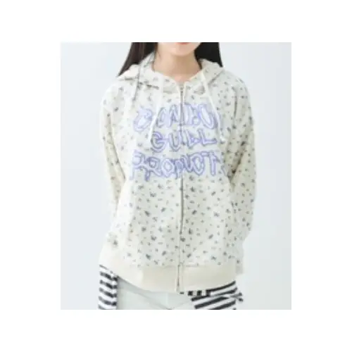 common gull products. zip hoodie