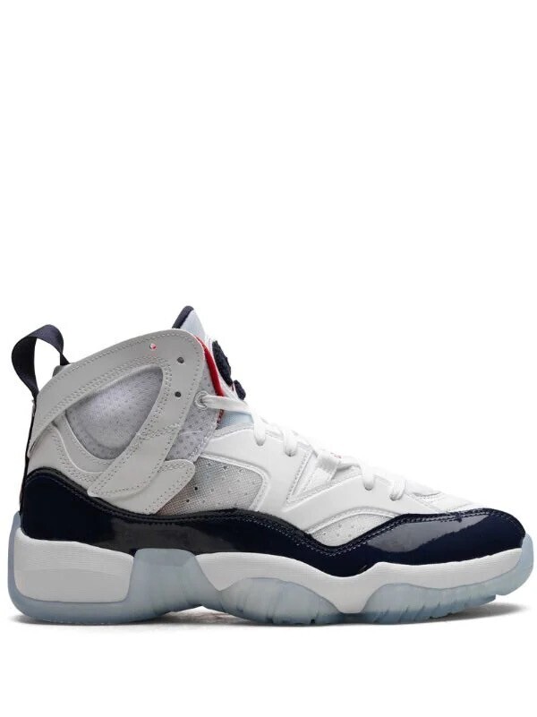 Jordan Jumpman Two Trey "White/Navy/University Red" スニーカー