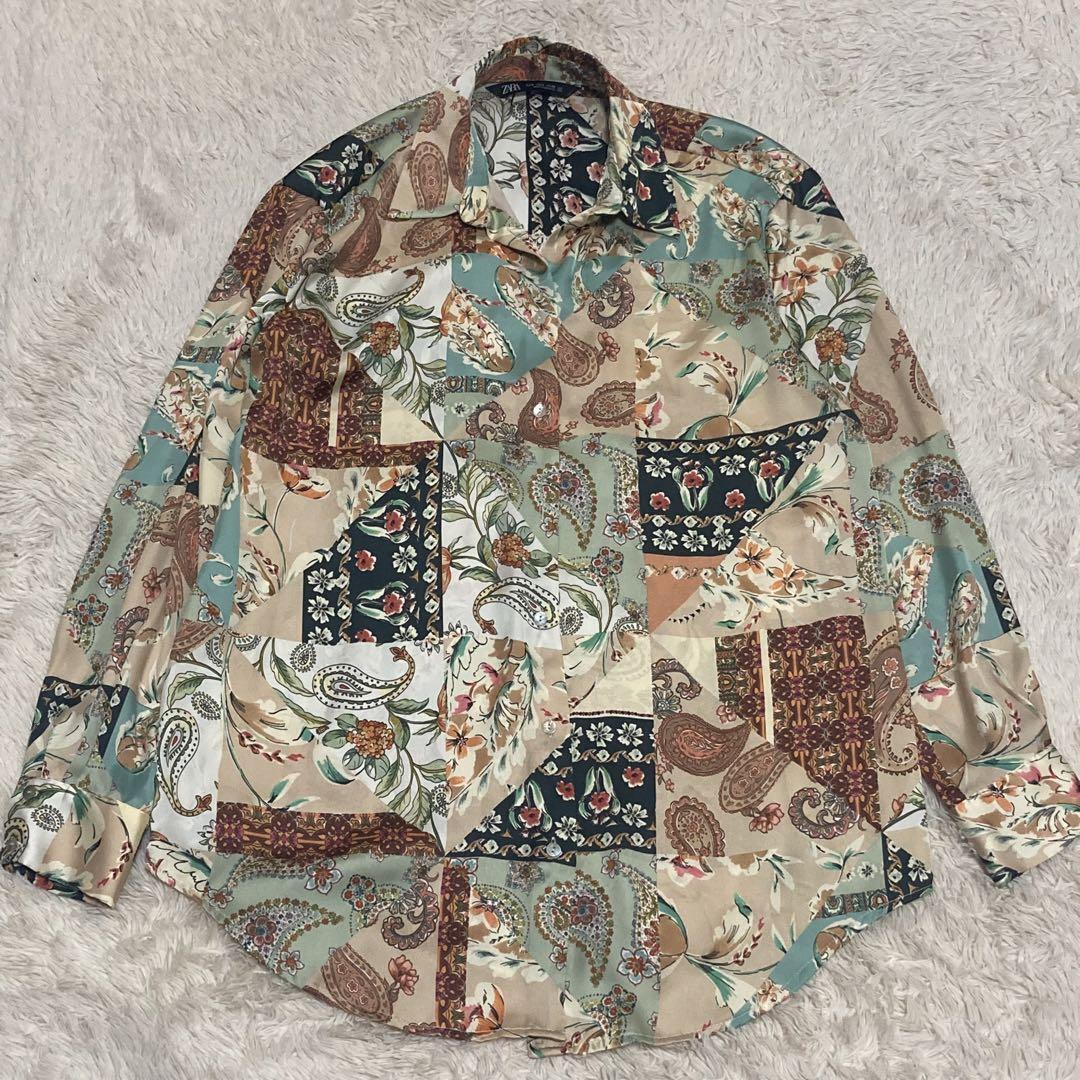 ZARA 総柄シャツ