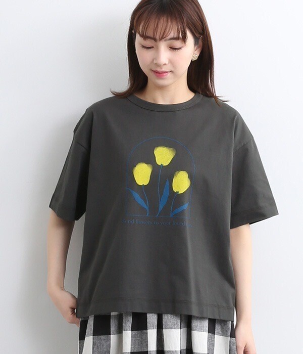GRANDMA MAMA DAUGHTER チューリップTシャツ