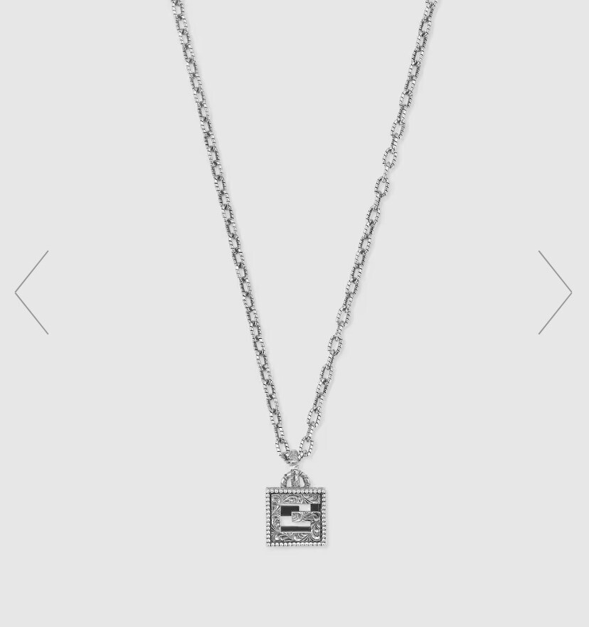 GUCCI NECKLACE WITH SQUARE G CROSS IN SILVER