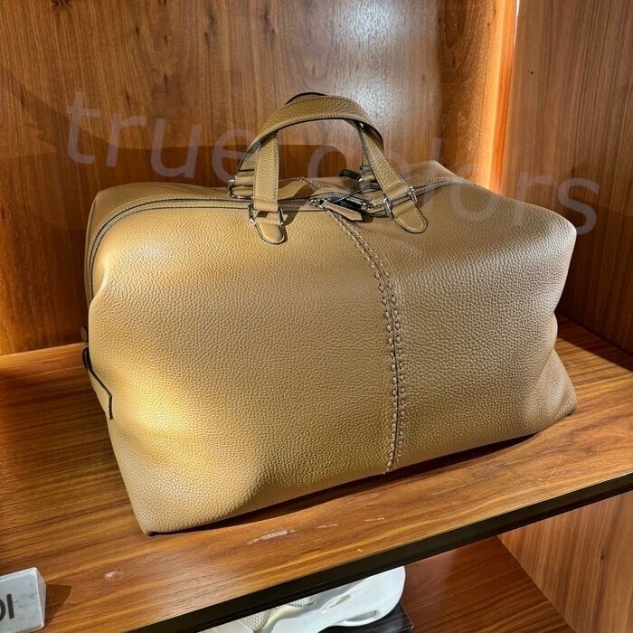 FENDI Siesta Silleria カーフ製 ラージ トラベルバッグ