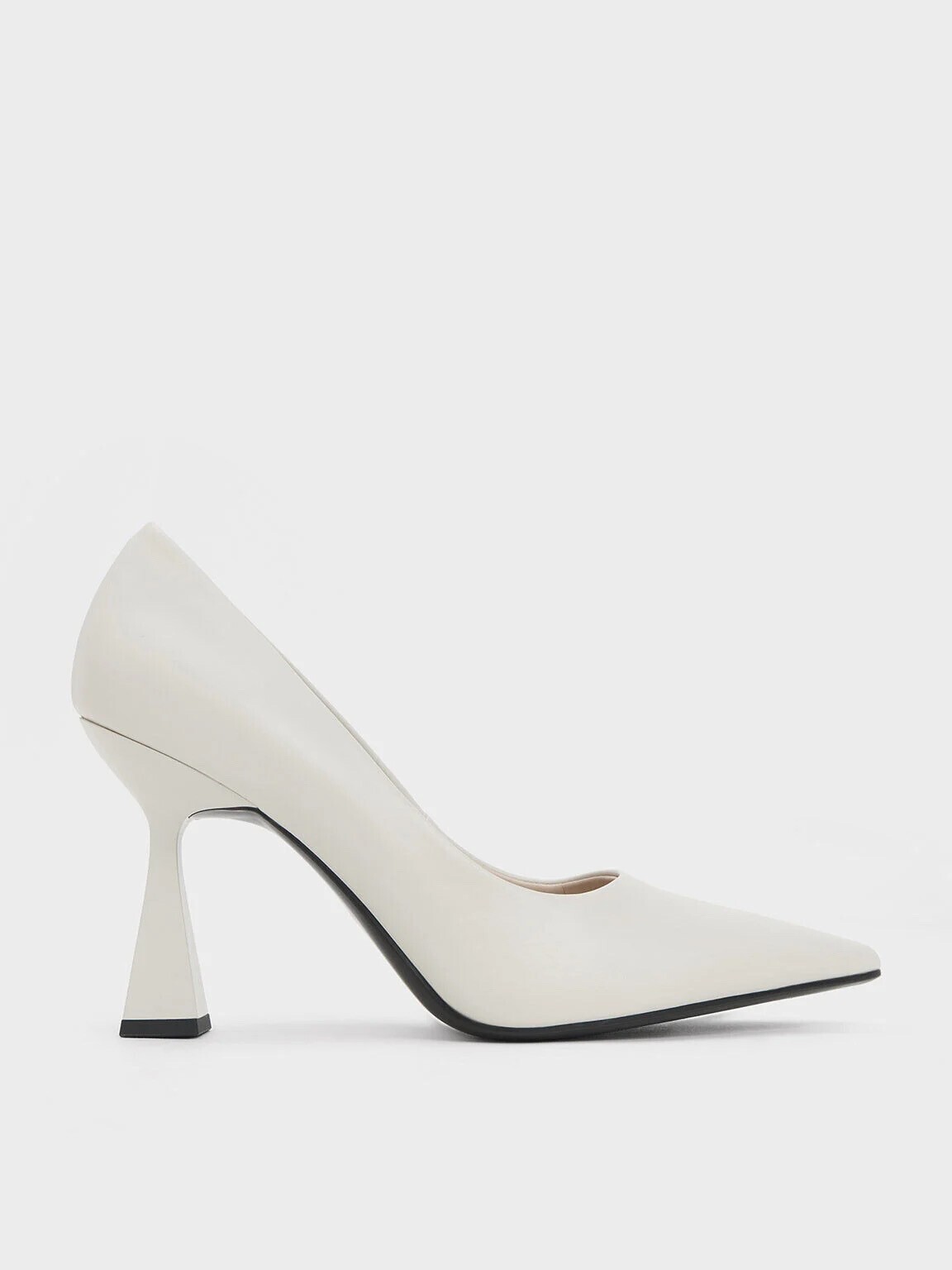 CHARLES & KEITH トラペーズヒール ポインテッドトゥパンプス - チョーク