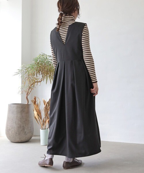 Crisp キーネックタックジャンパースカート