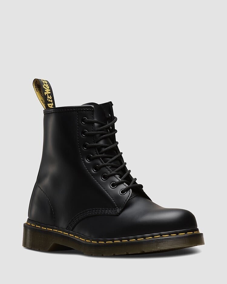 Dr. Martens 1460 8 ホールブーツ