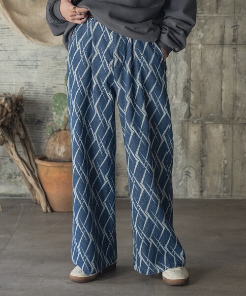 Casper John Secret flare jacquard denim
