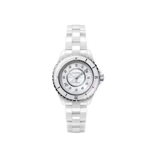 CHANEL J12 キャリバー