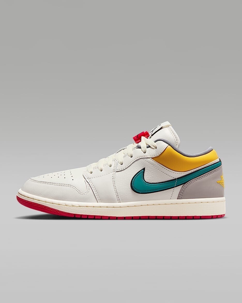 NIKE エア ジョーダン 1 LOW プレミアム