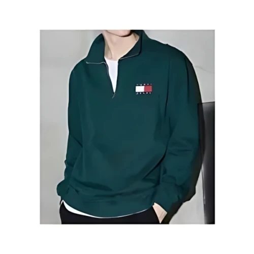 Tommy Hilfiger レギュラーハーフジッププルオーバー