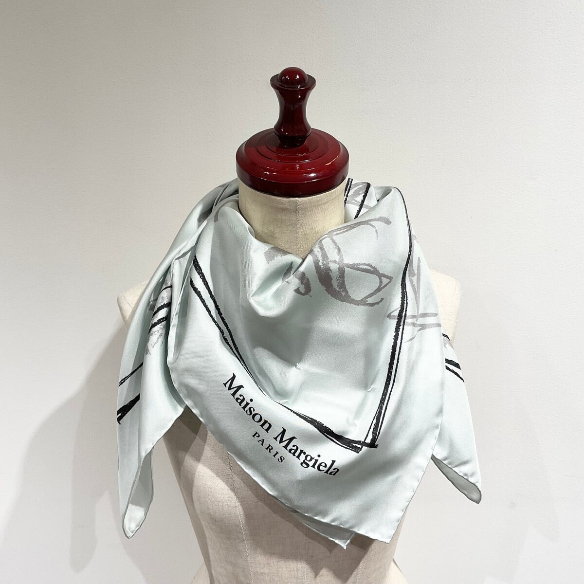MAISON MARGIELA ナンバリング シルクスカーフ
