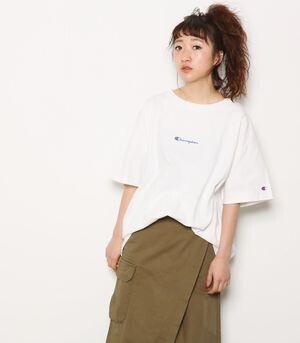 RODEO CROWNS Champion刺繍ロゴ ビッグ Tシャツ