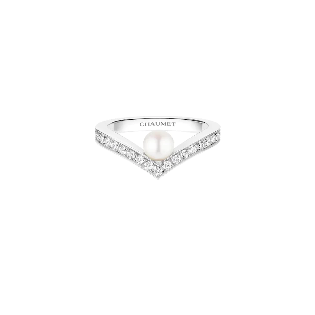 CHAUMET 「ジョゼフィーヌ」コレクション エグレット リング