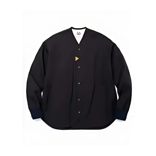 rehacer V-Neck Cardigan Shirt