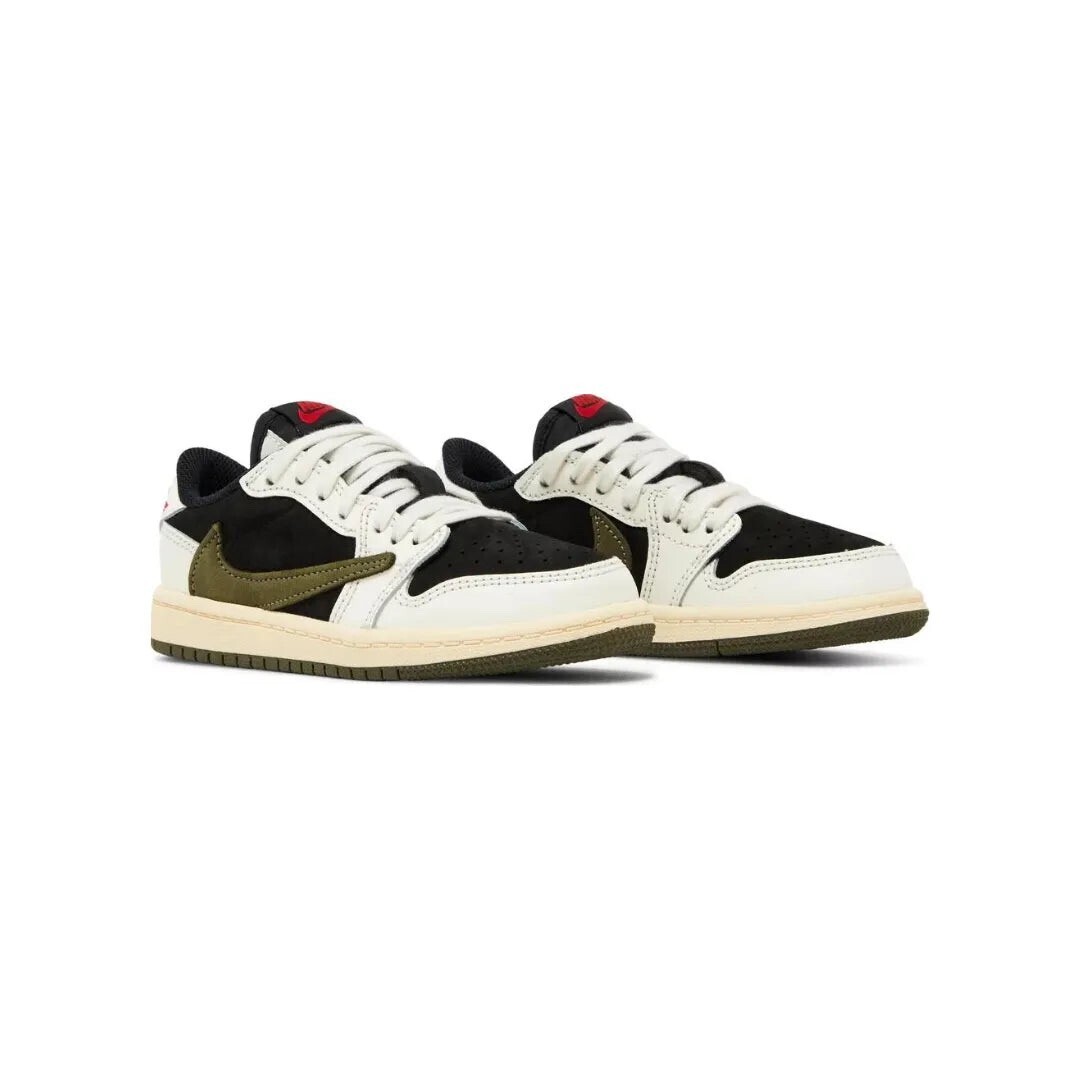 NIKE Jordanx Travis Scott Air Jordan 1 Low OG “Olive” スニーカー