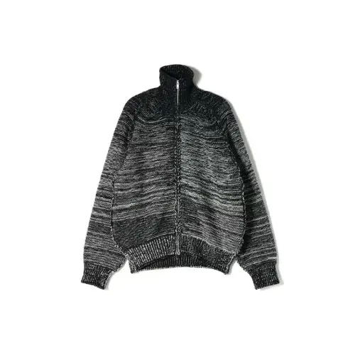 YOKE Gradation Front Zip Knit