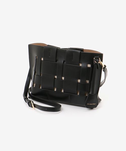 le.coeur blanc メッシュ編みショルダーバッグ