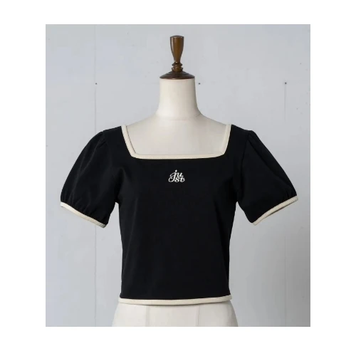 JUST A NOON パフスリーブクロップドTシャツ