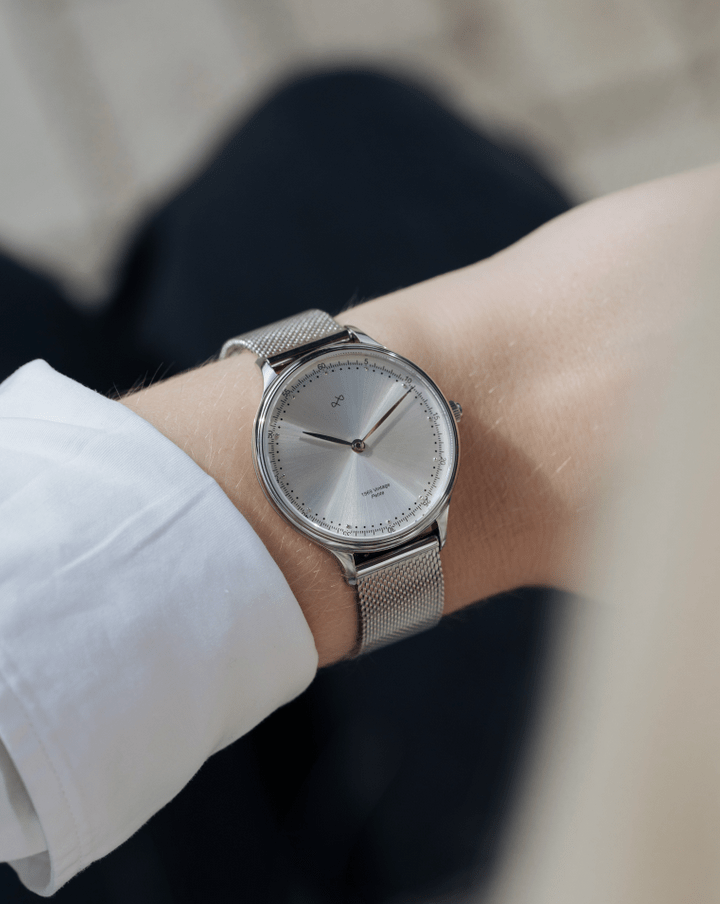 About Vintage 1969 Petite Silver