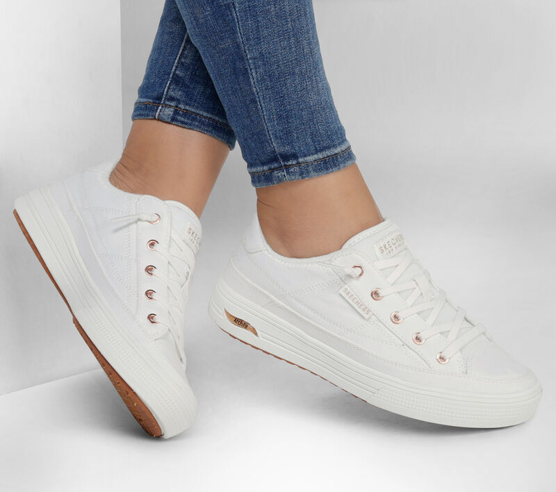 Skechers Arch Fit™ Arcade - Meet Ya There