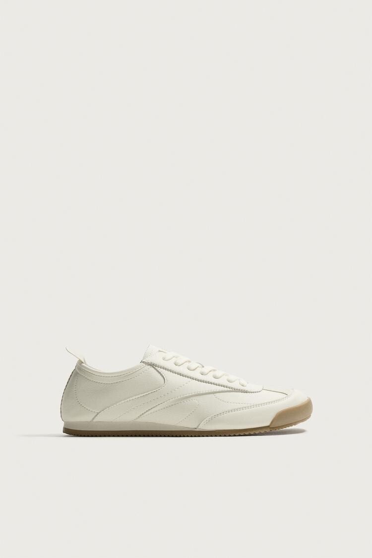 ZARA レトロスタイルスニーカー