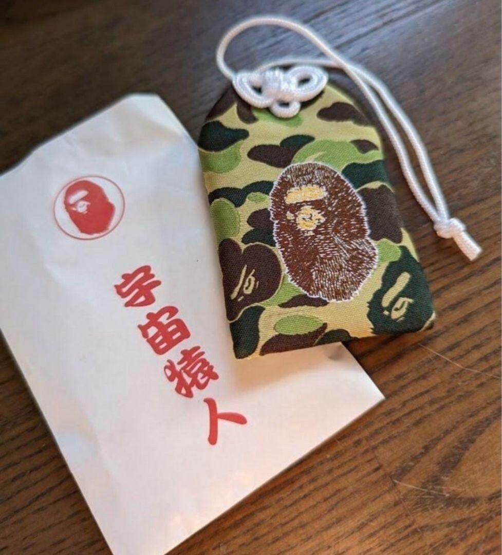 A BATHING APE 【非売品】A BATHING APE お守り