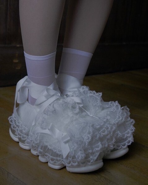 MIKIOSAKABE New "Jewelry" Cake