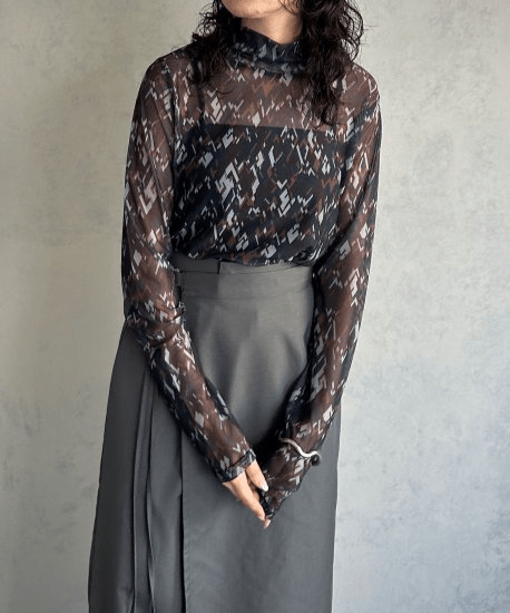 &g’aime GEOMETRIC SHEER HIGHNECK TOPS/988-63101