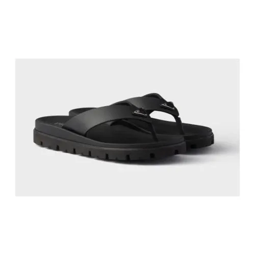 PRADA ラバー トングサンダル