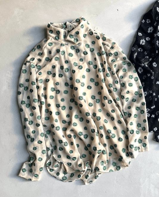 UJOH EX.Floret embroidery blouse