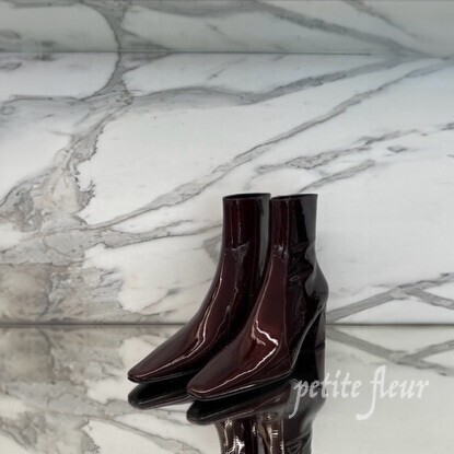 SAINT LAURENT アンクルブーツ ジップ パテントレザー