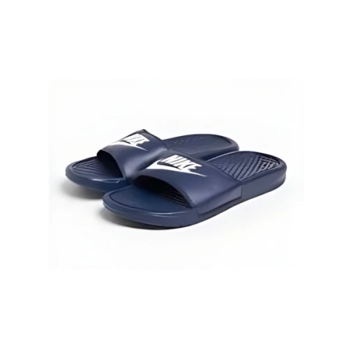 NIKE ベナッシ